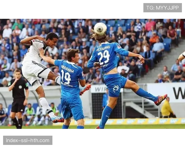 实时：霍芬海姆vs弗赖堡，上半场双方合计越位已达7次