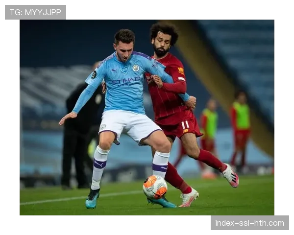 战术板:深度解析布雷斯特如何用高位逼抢战术克制传统强队 战术板:深度解析布雷斯特如何用高位逼抢战术克制传统强队